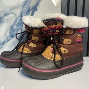 London Fog Girls Stylish Winter Boots with Faux Fur Lining Size 2 Little Girl